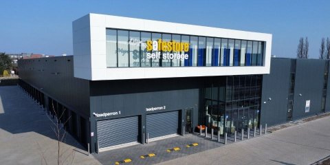 Image of Aalsmeer Schiphol Store